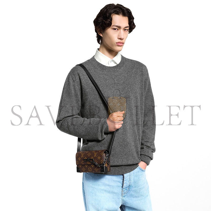 l0*is V*t0n steamer wearable wallet m83613 (18*11*7cm)